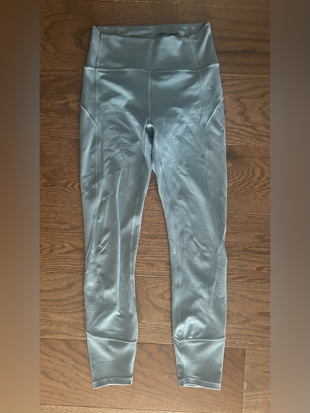 Lululemon Size 4 In Movement 7/8 Tights Leggings 25"